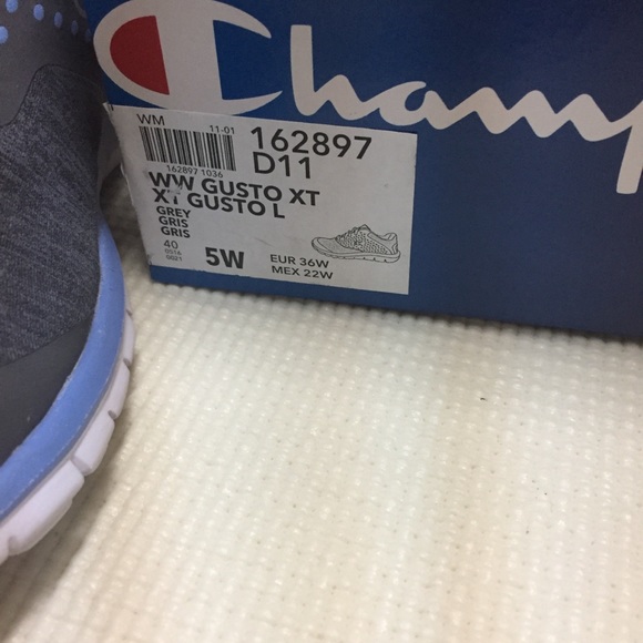 👟 Champion Sneakers Size 5 Great Pre Owned Condition - Picture 6 of 7